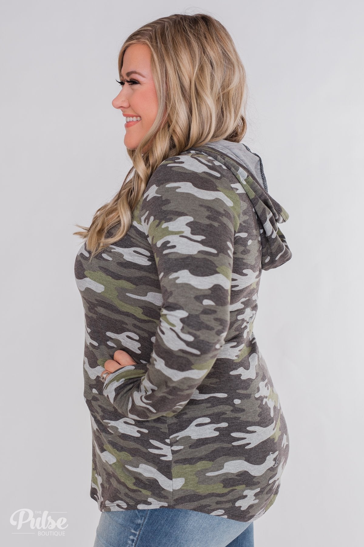 Hooded Pullover - Camo