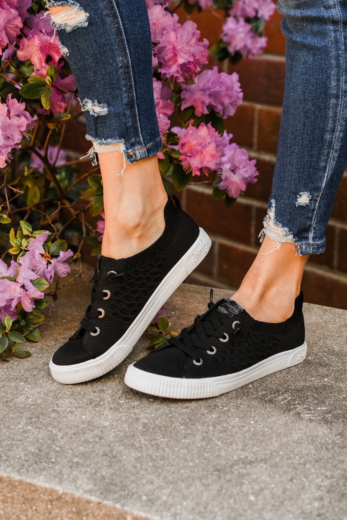 Free spirit hotsell sneakers