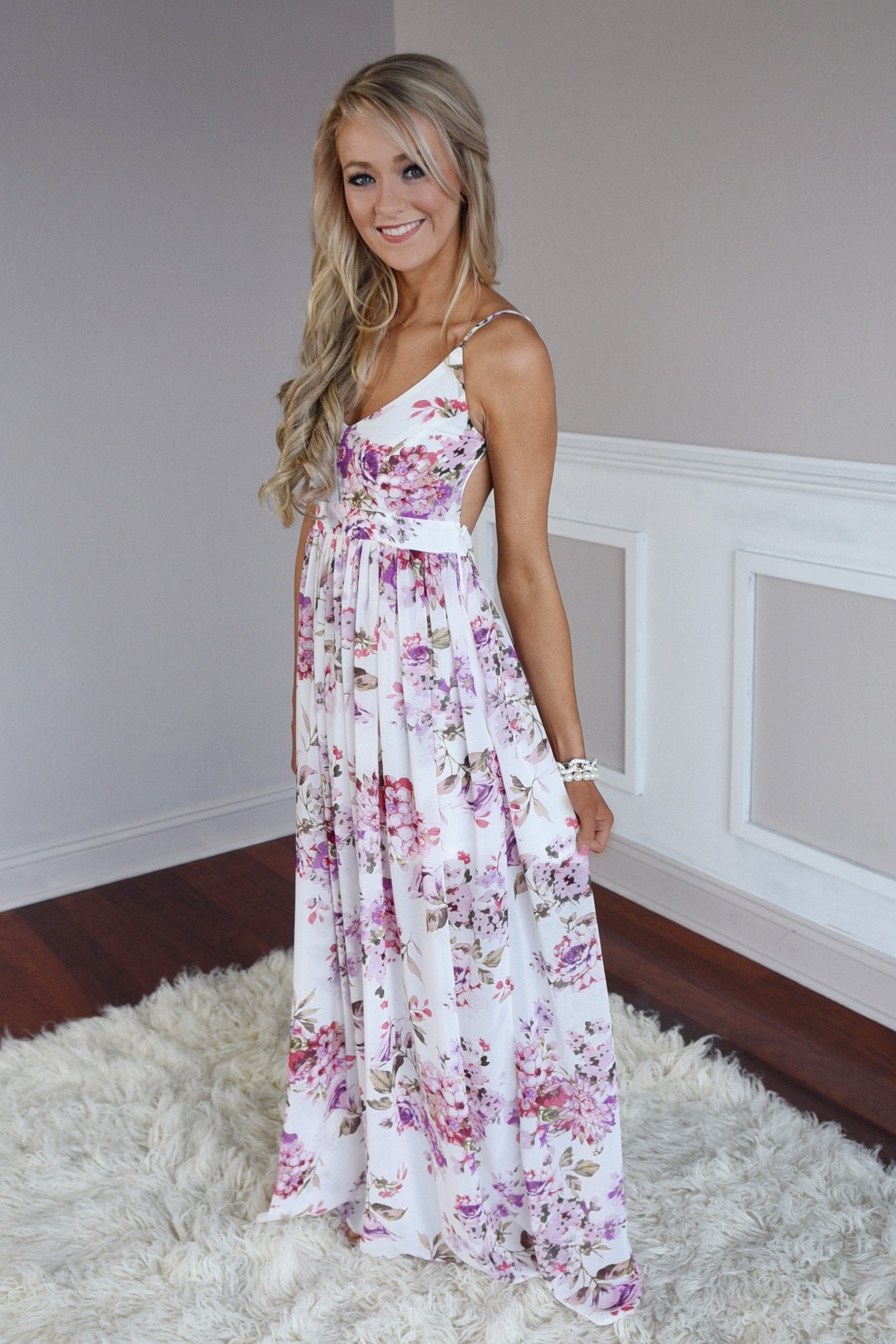Fields of Freesias Maxi ~ Ivory
