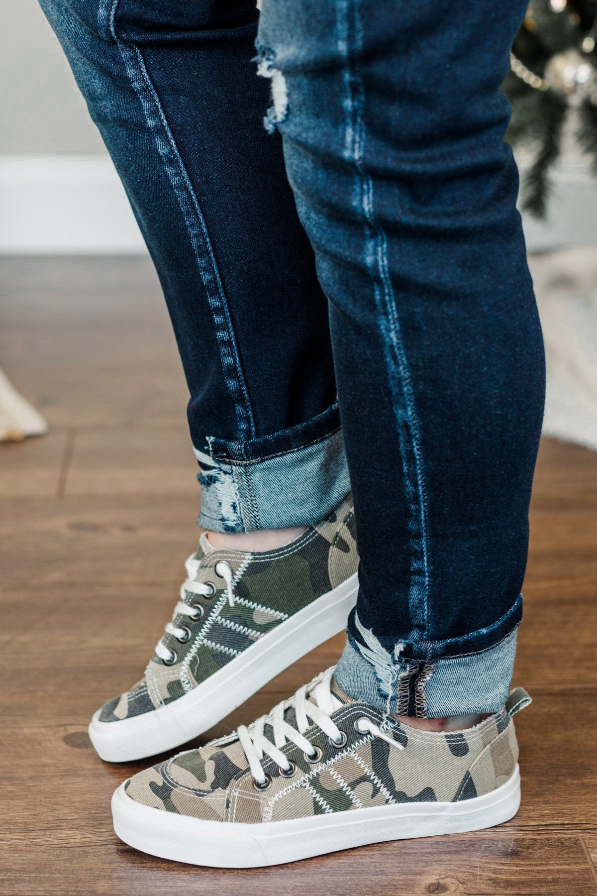 JellyPop Kory Sneakers- Camo â The Pulse Boutique