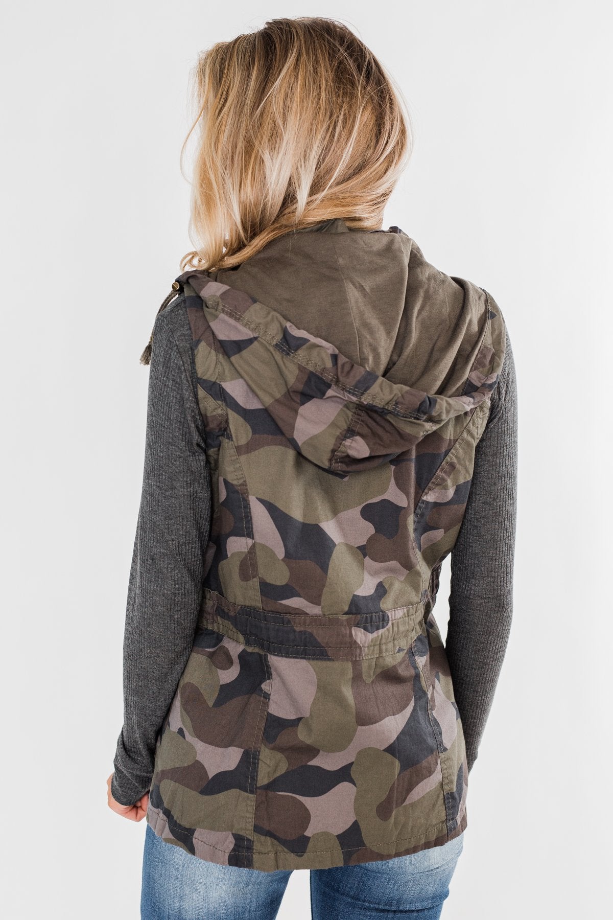 Season Essential Vest- Camo
