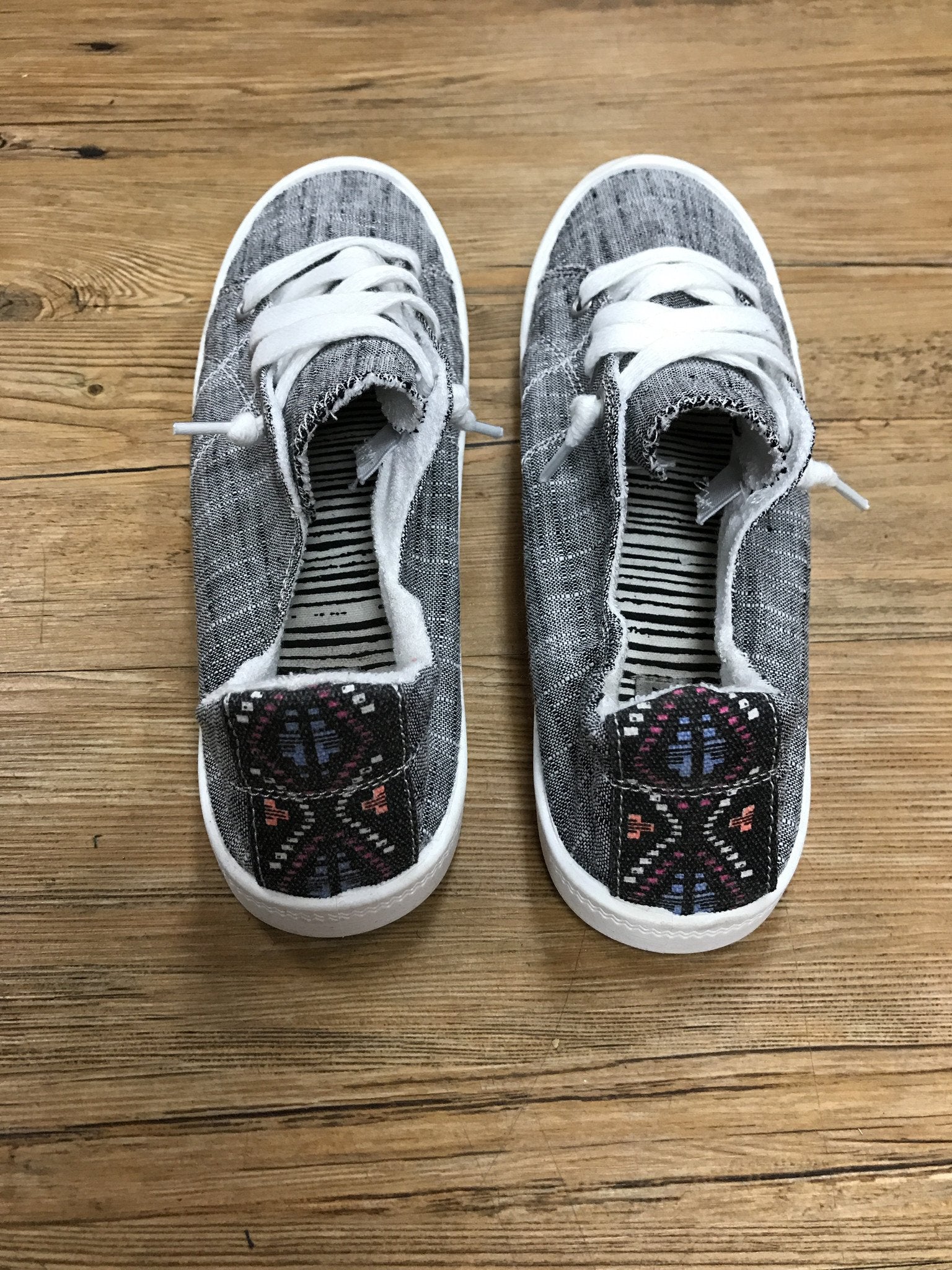 Not Rated ''Rae'' Sneakers ~ Charcoal