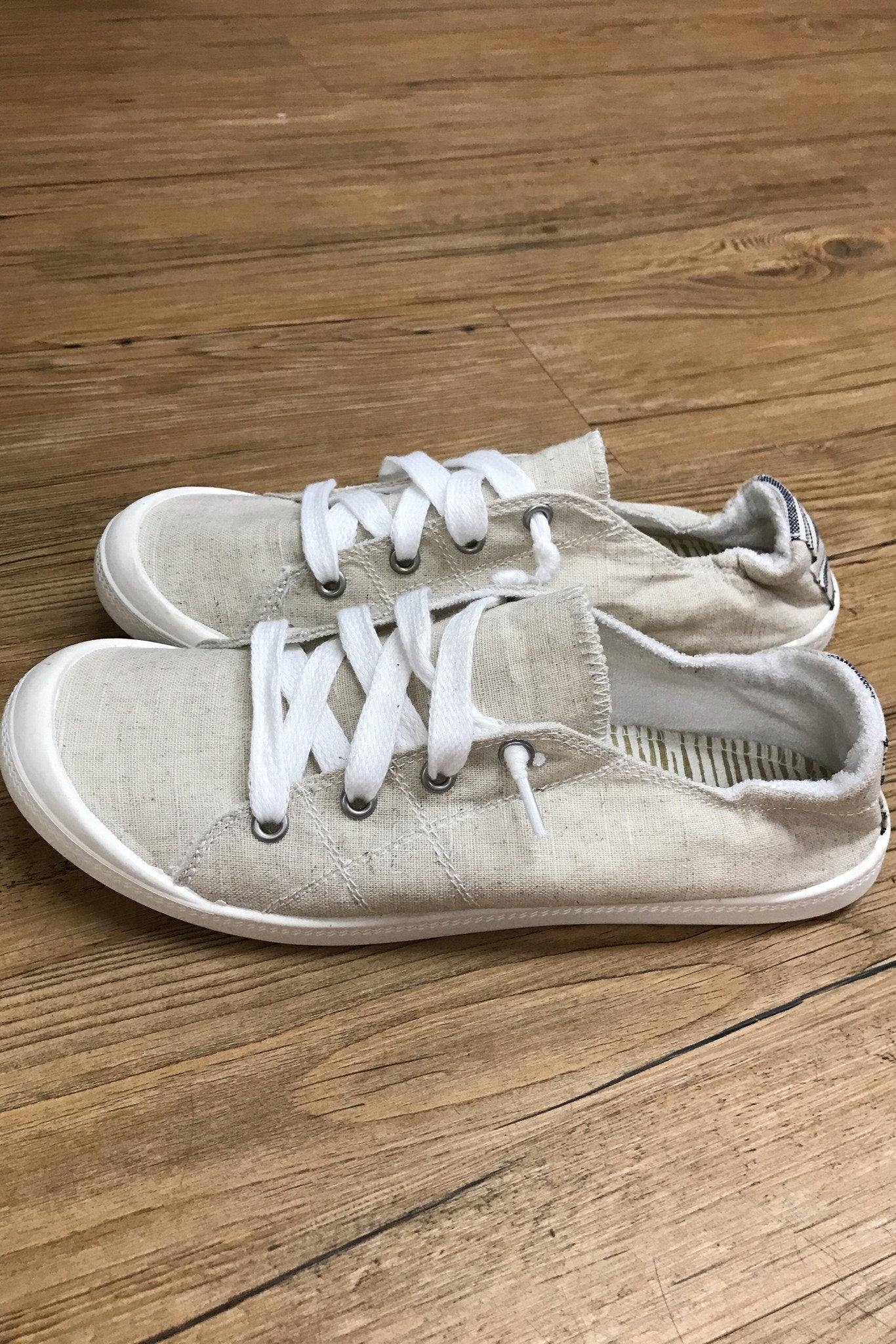 Not Rated Rae Sneakers Cream The Pulse Boutique