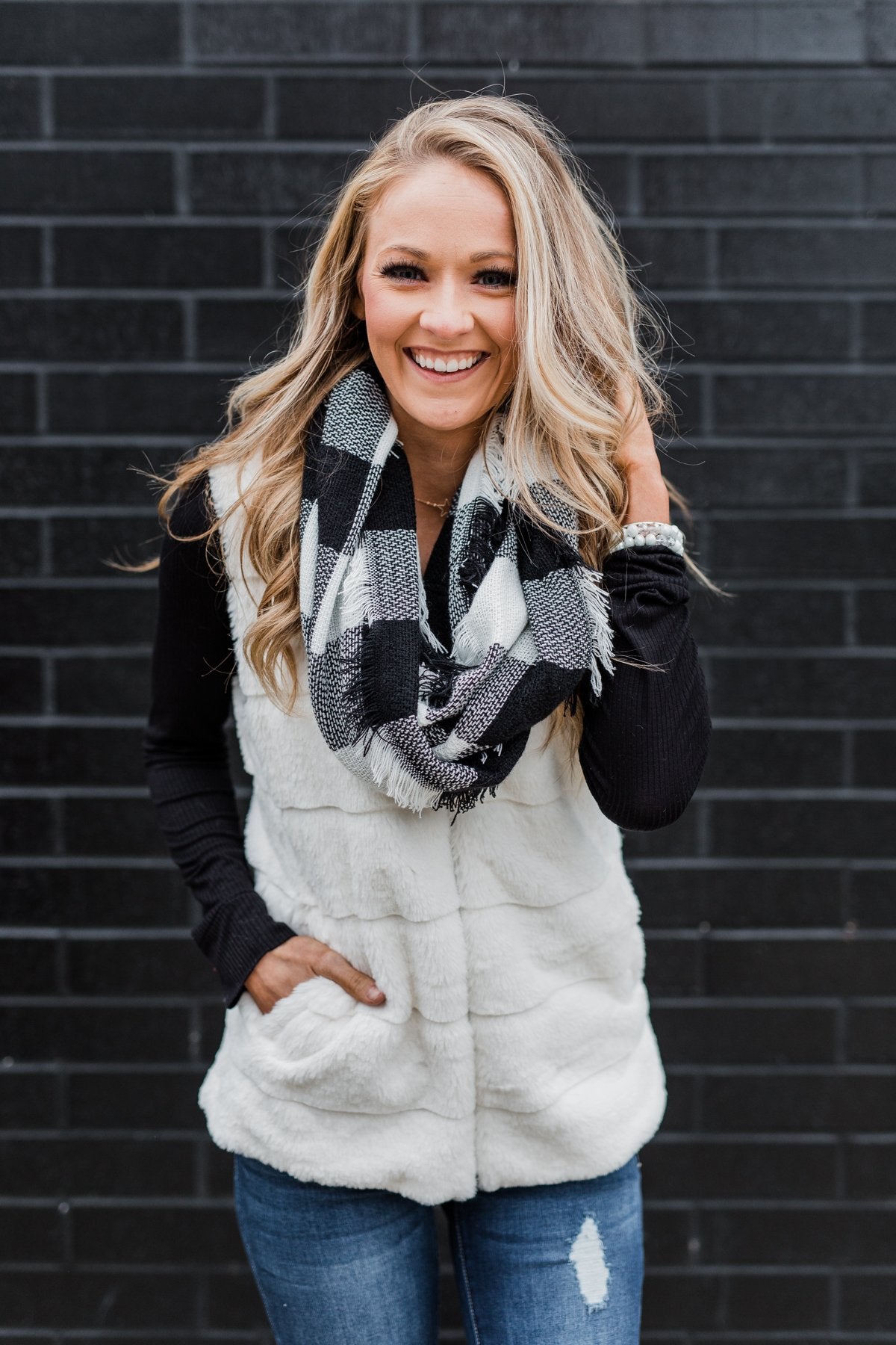 Faux Fur Zip Up Vest- Ivory