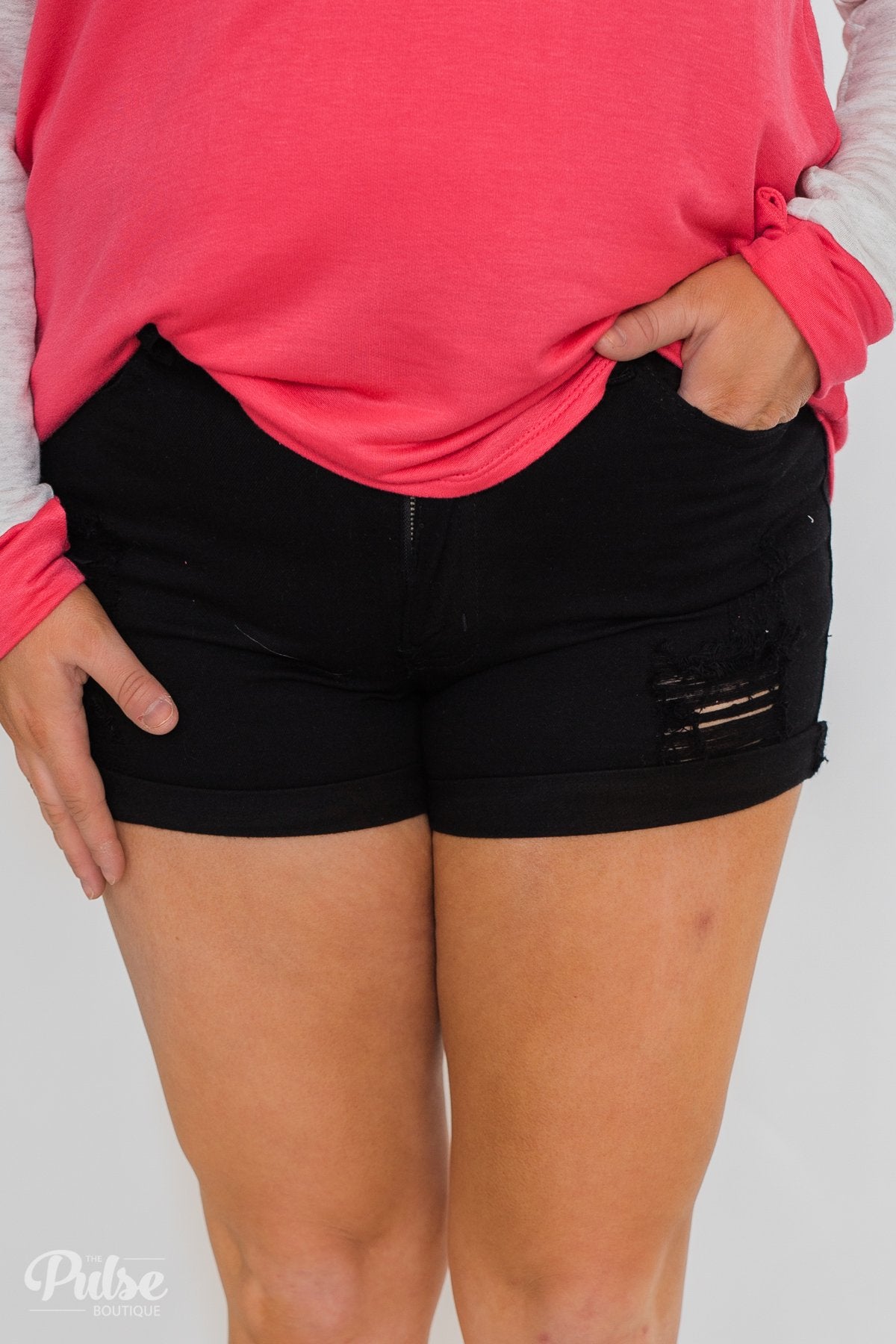 KanCan Stormy Shorts- Black