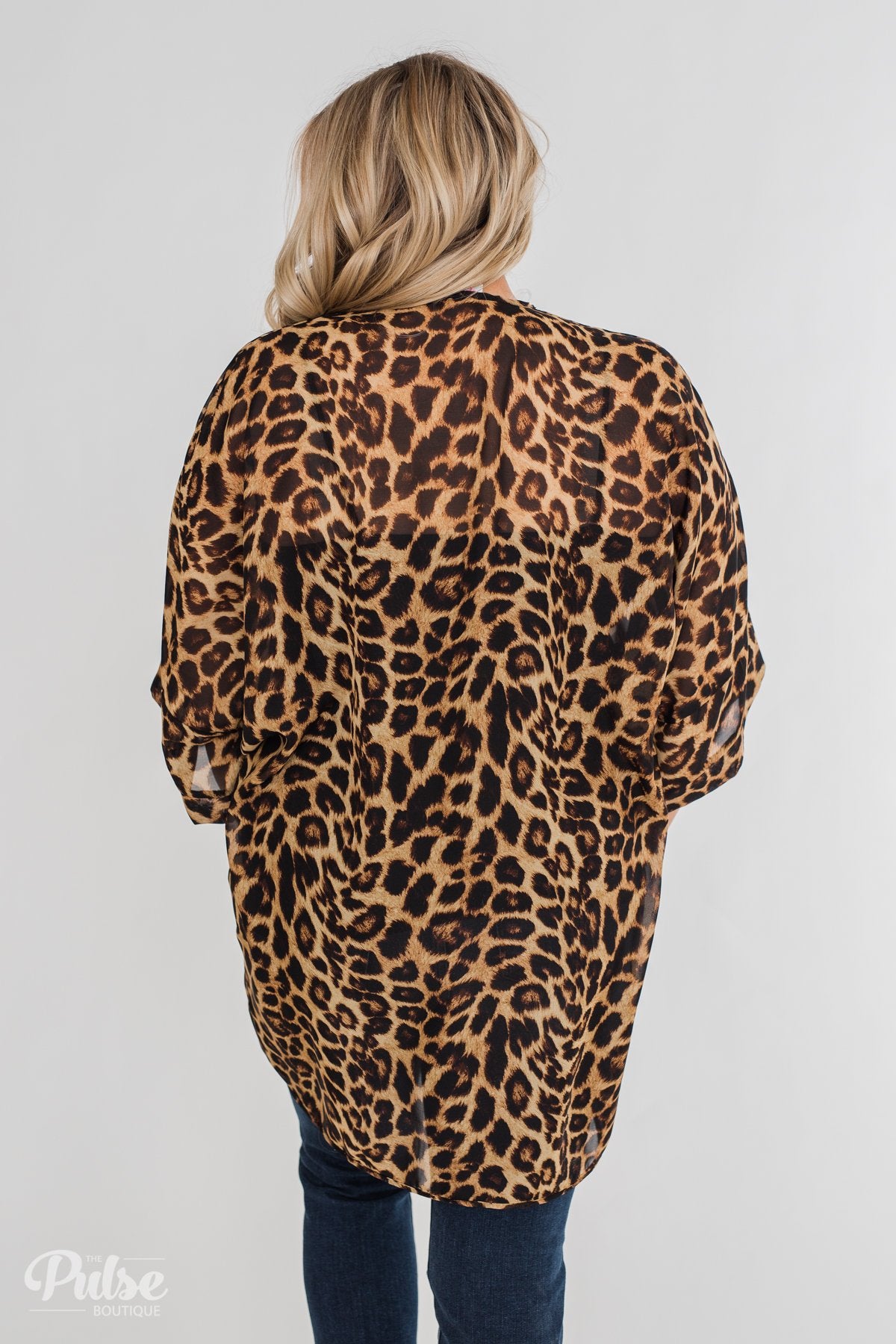 Lightweight Leopard Kimono