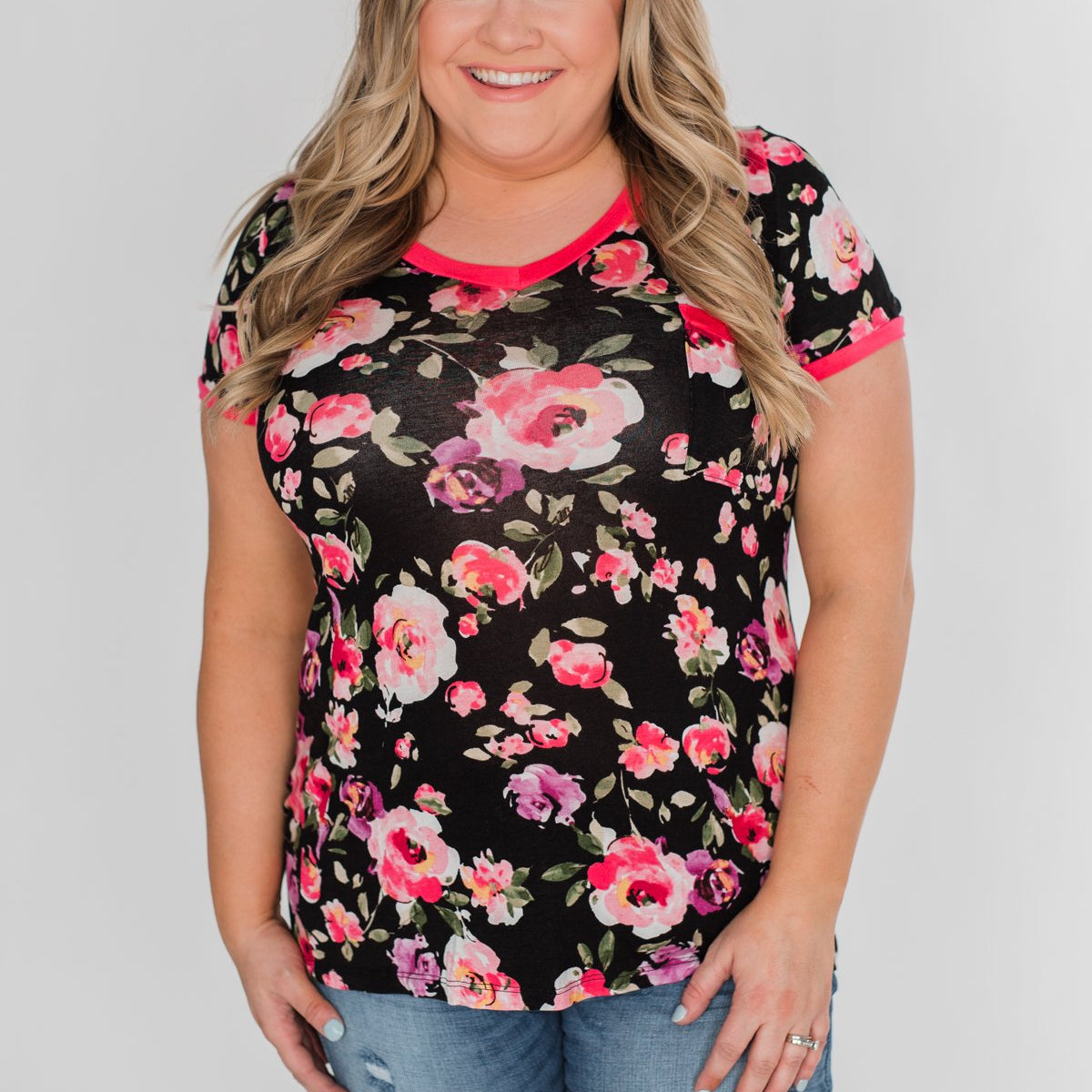 Borrow my Heart Floral V-Neck Pocket Top- Black – The Pulse Boutique